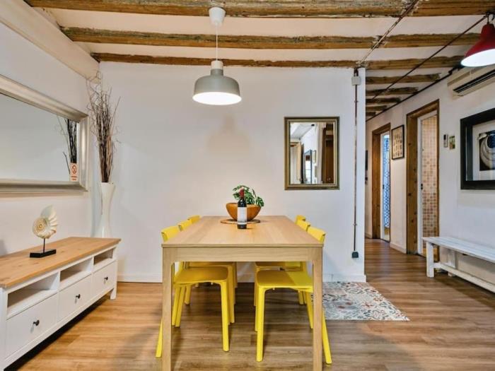 Encanto en Las Ramblas: Espacio perfecto para 9